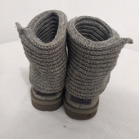 UGG Australia Girls Cardy Knit Sweater Boots Gray Marled Buttons 5649 Size 3 US - Picture 8 of 10
